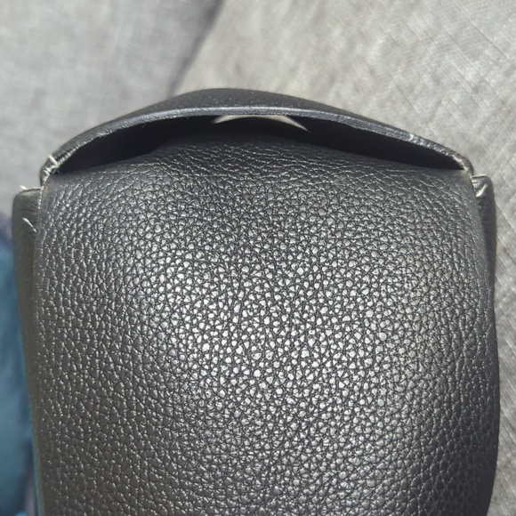 SALE - Chiara Ferretti Black Woven Leather Should Bag large - Picture 4 of 9